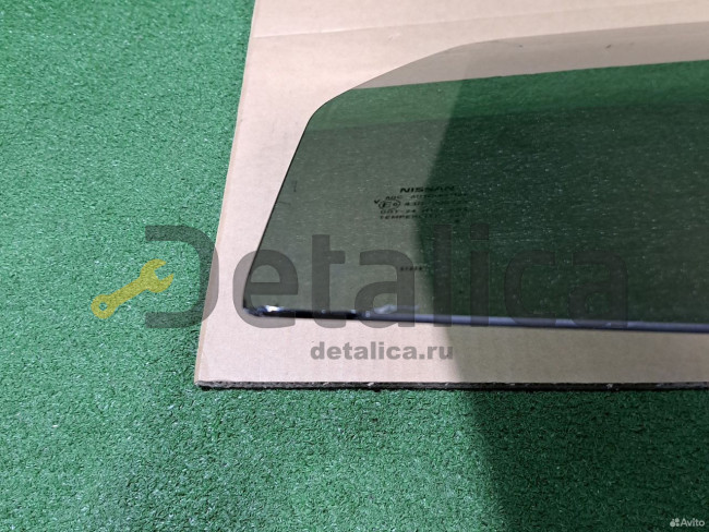 Стекло двери заднее правое Nissan Qashqai+2 