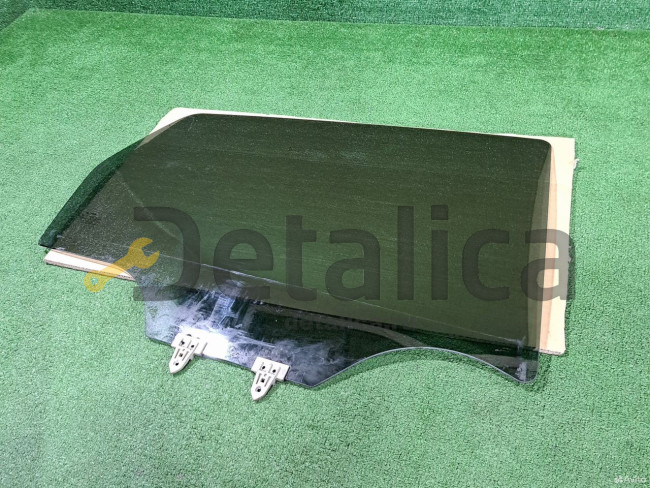 Стекло двери заднее правое Nissan Qashqai+2 