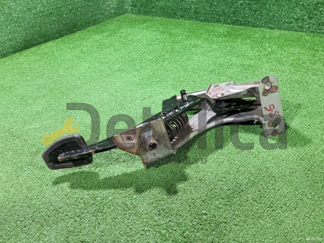 Педаль сцепления Nissan Qashqai J10(JD900) 