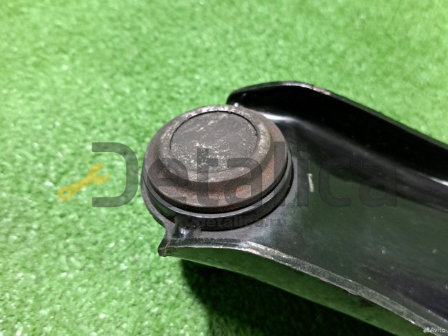 Рычаг передний правый Nissan Qashqai J10 